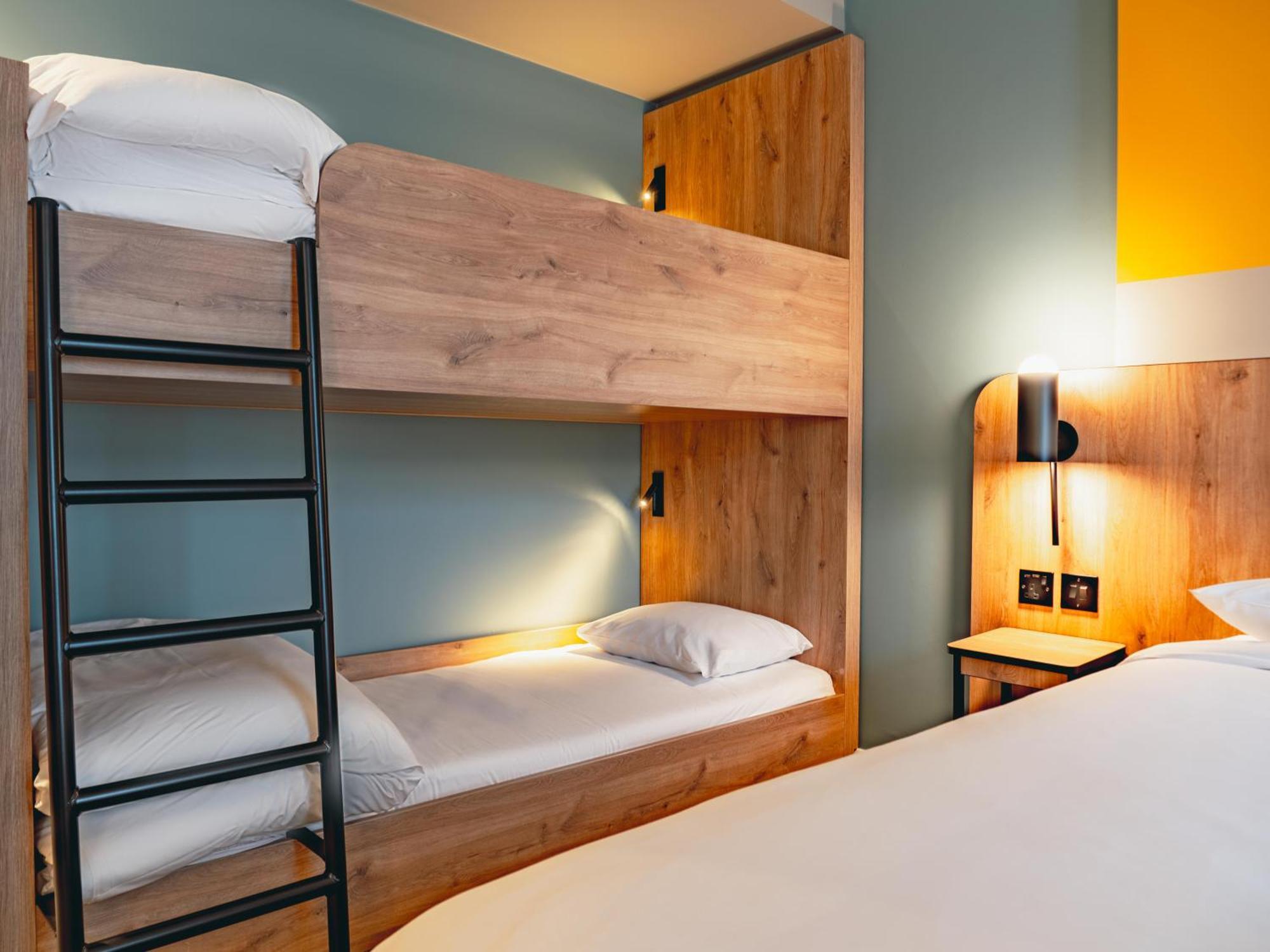 B&B Hotel London Heathrow Slough Dış mekan fotoğraf