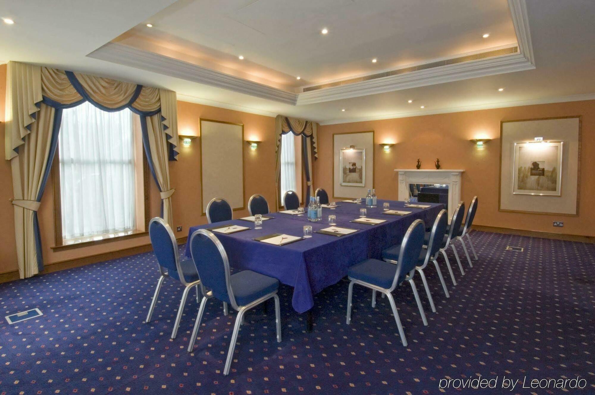 B&B Hotel London Heathrow Slough Dış mekan fotoğraf